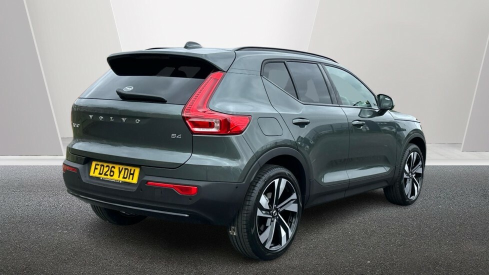 Volvo XC40 Ultra, B4 Mild Hybrid, Dark Forest Lake FD26YDH #2