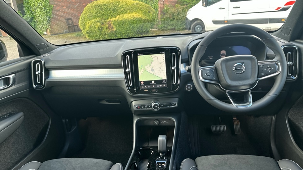 Volvo XC40 Plus, B4 Mild Hybrid, Dark BT26OVX Silver #5
