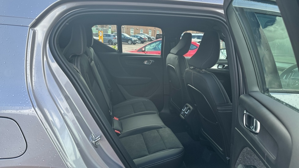 Volvo XC40 Plus, B4 Mild Hybrid, Dark BT26OVX Silver #6