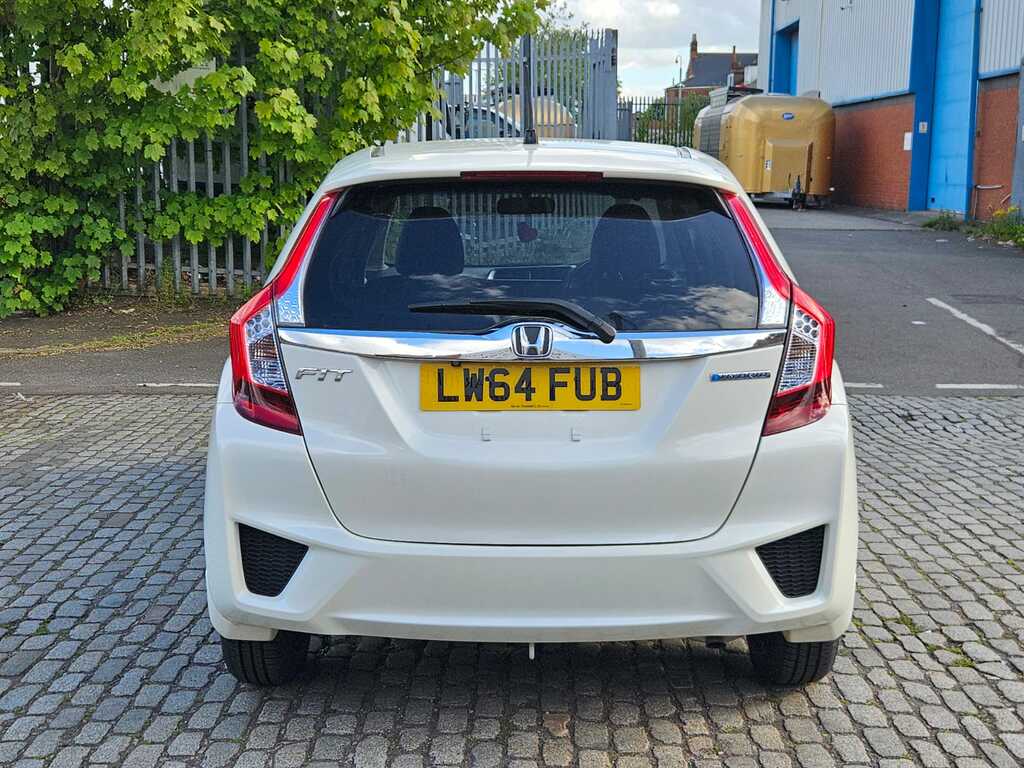 Honda Jazz Fit 1.5 Hybrid 201464 5 Seats Fresh Import LW64FUB White #6