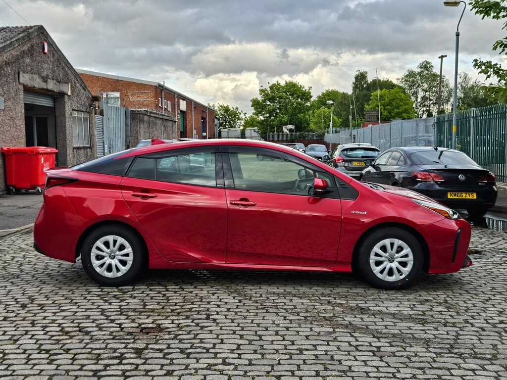 Toyota Prius 1.8 Hybrid 201919 5 Seats Ulez Free Fresh I  Red #5