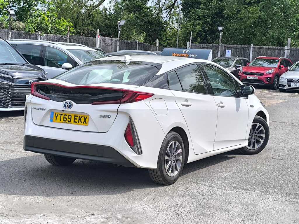 Toyota Prius+ 1.8 Plugin Hybrid 201969 8.8Kwh Business Edition YT69EKX White #3