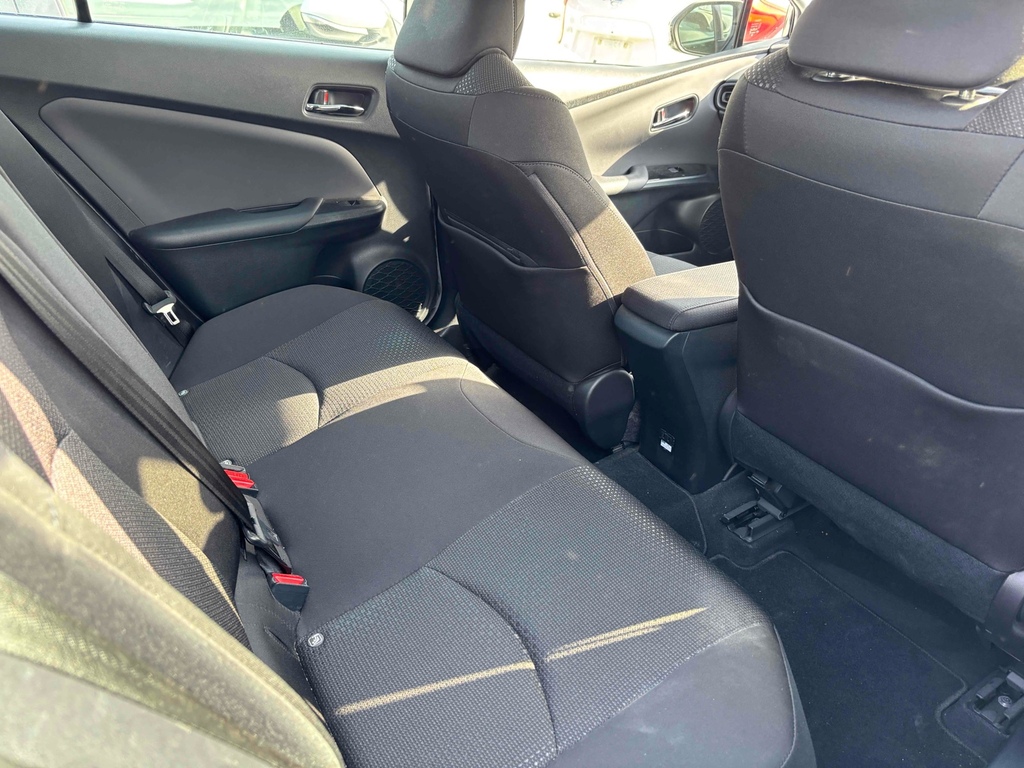 Toyota Prius 1.8 Hybrid 202121 Active 5 Seats Ulez Free Black #5