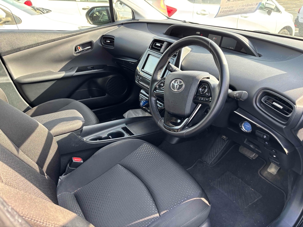 Toyota Prius 1.8 Hybrid 202121 Active 5 Seats Ulez Free Black #3