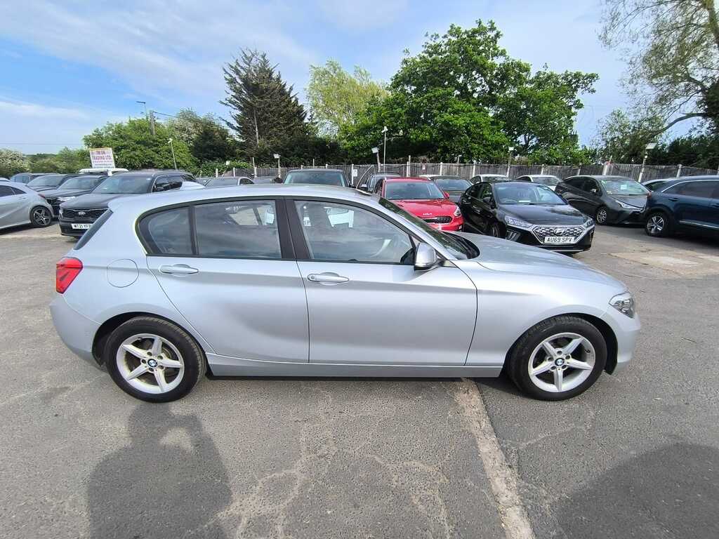 BMW 1 Series 118I 1.5 201867 Se Hatchback 5 Sea MM67LZX Silver #5