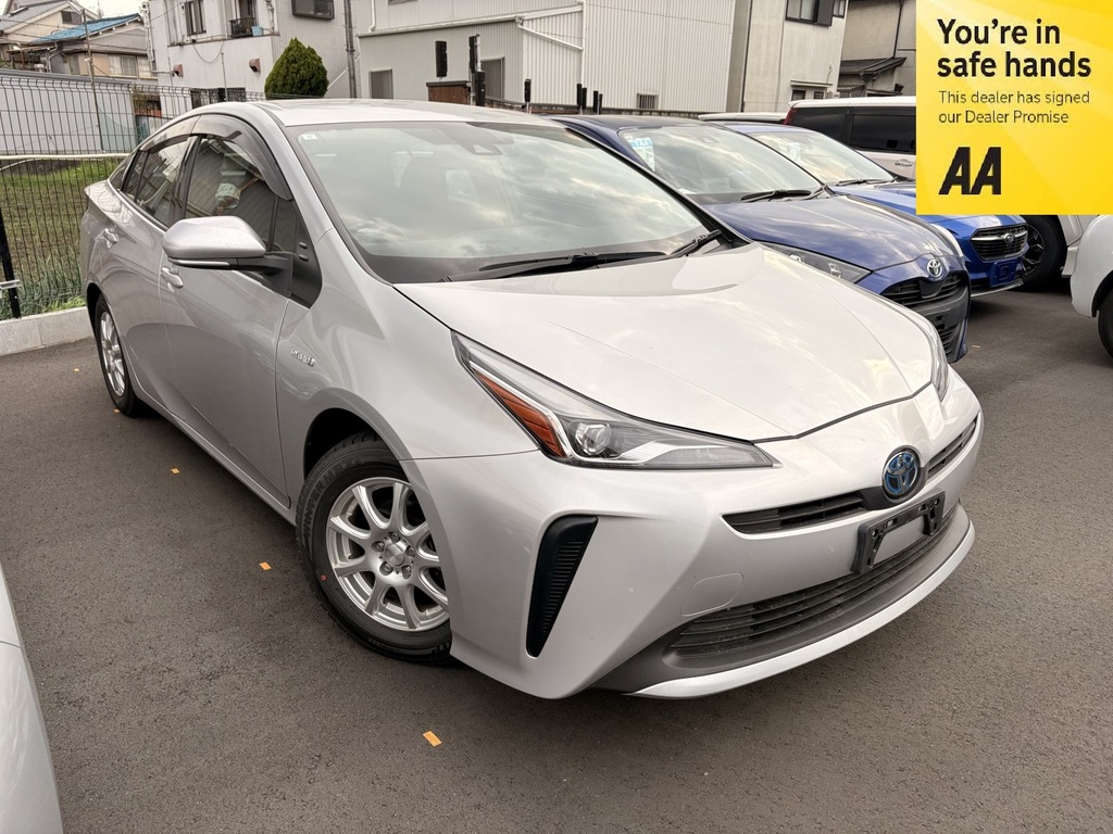 Toyota Prius 1.8 Hybrid 201919 Active 5 Seats Ulez Free Silver