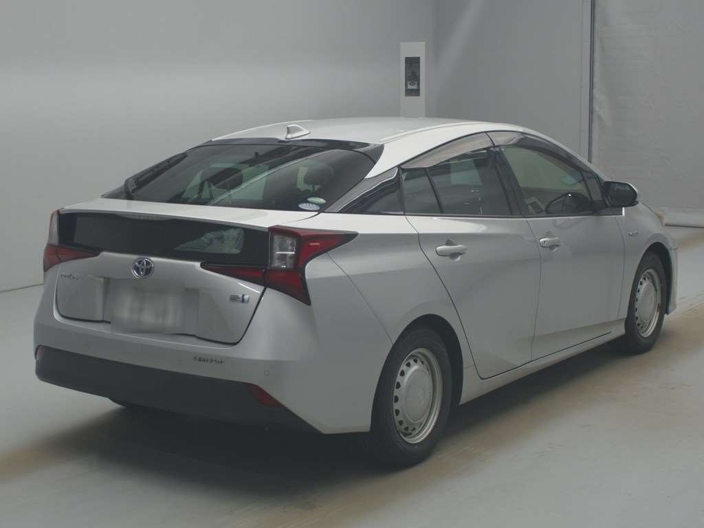 Toyota Prius 1.8 Hybrid 202020 Active 5 Seats Ulez Free Silver #2