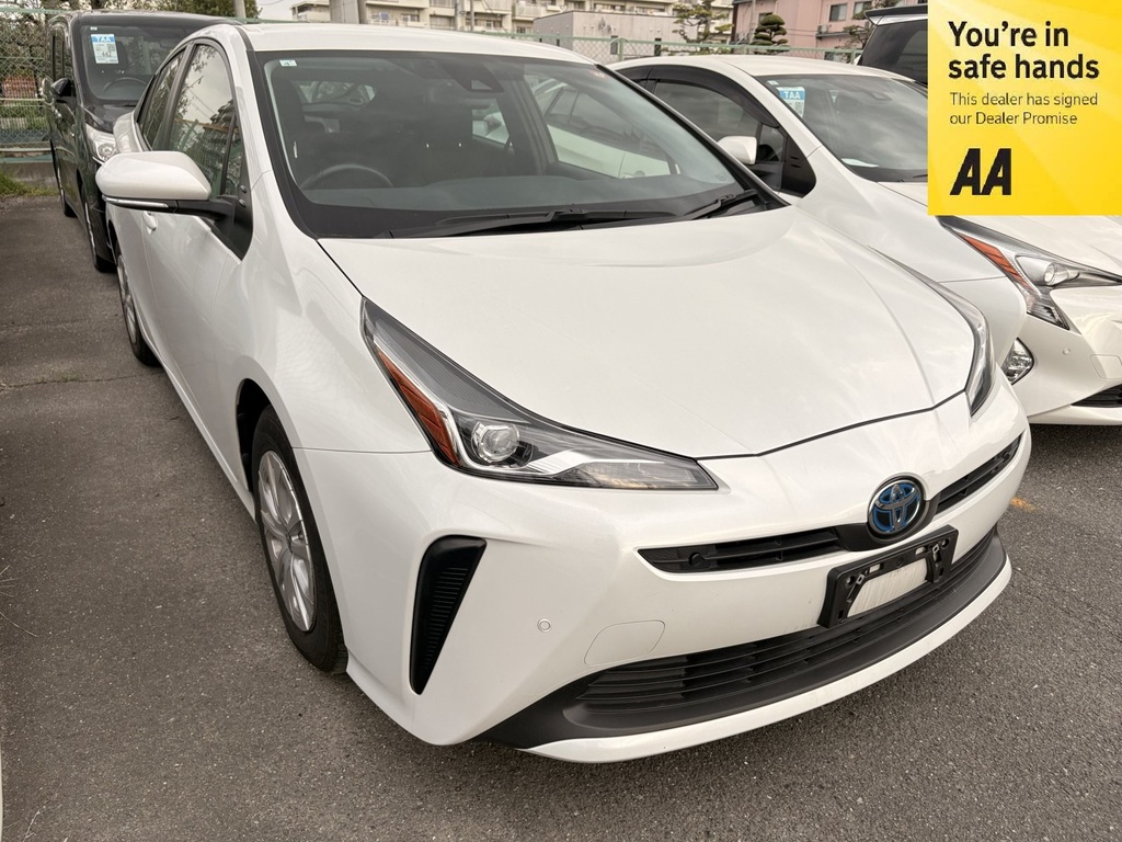 Toyota Prius 1.8 Hybrid 202222 Active 5 Seats Ulez Free White