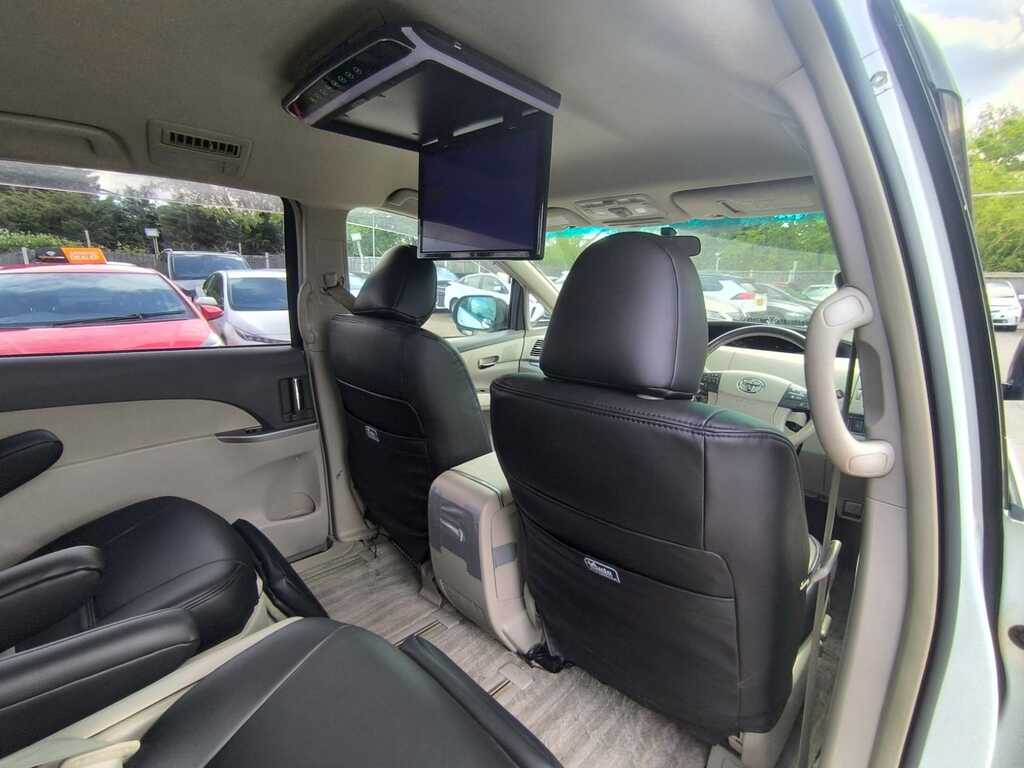 Toyota Estima Mpv Blue #12