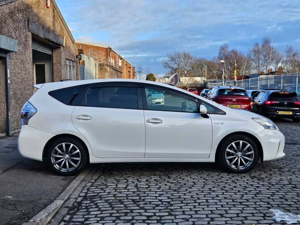 Toyota Prius+ 1.8 Hybrid 201414 7 Seats Mpv Imported Fina White #5