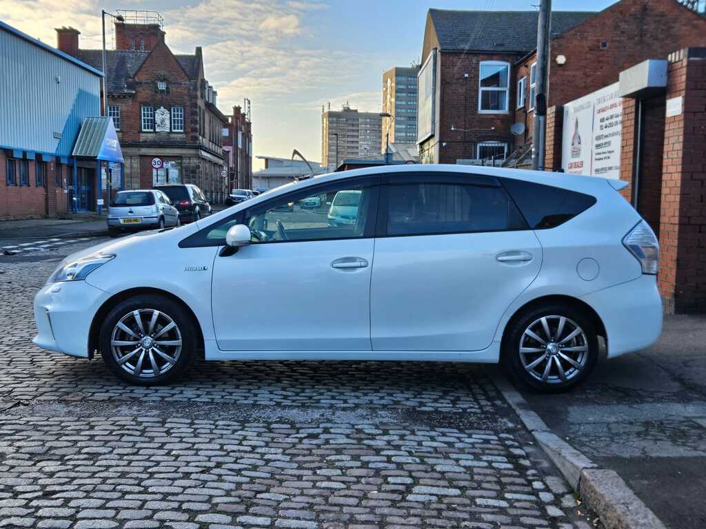 Toyota Prius+ 1.8 Hybrid 201414 7 Seats Mpv Imported Fina White #6