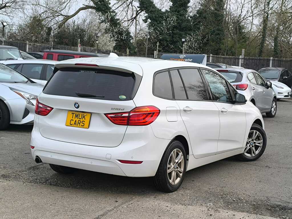 BMW 2 Series 218D 2.0 201616 7 Seats Mpv White #3