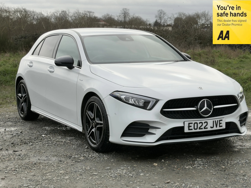 Mercedes-Benz A Class 1.3 202222 A200 Amg Line Edition Premium White