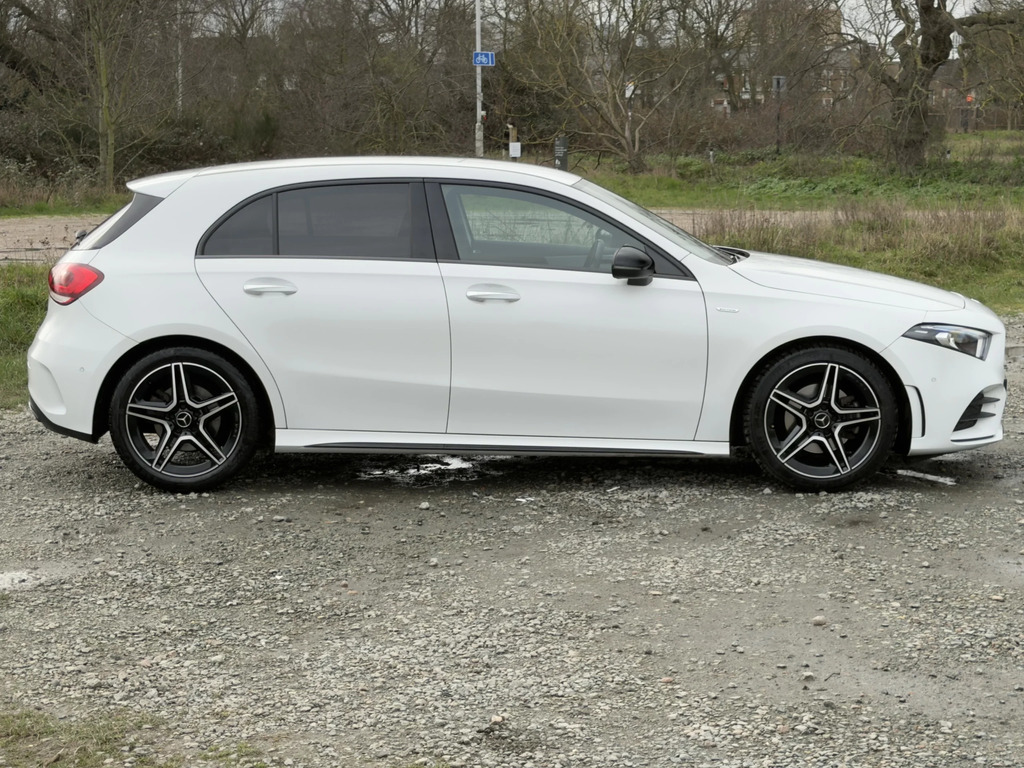 Mercedes-Benz A Class 1.3 202222 A200 Amg Line Edition Premium EO22JVE White #5