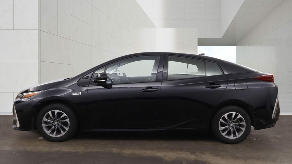 Toyota Prius 1.8 Plugin Hybrid 202121 8.8Kwh Vvti Excel Hatch GY21TYV Black #6