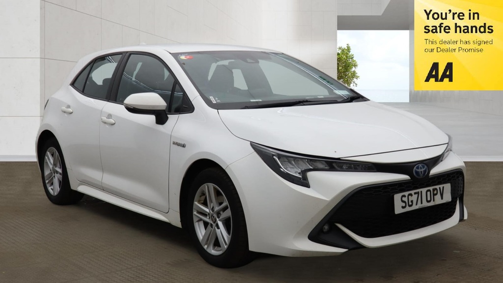 Toyota Corolla 1.8 Hybrid 202171 Icon Touring Sports 5 Seats White