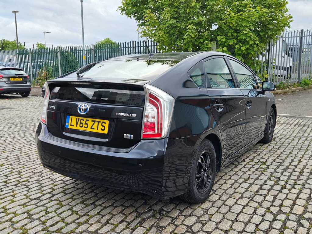 Toyota Prius 1.8 Hybrid 201565 T3 5 Seats 1 Own LV65ZTS Black #3