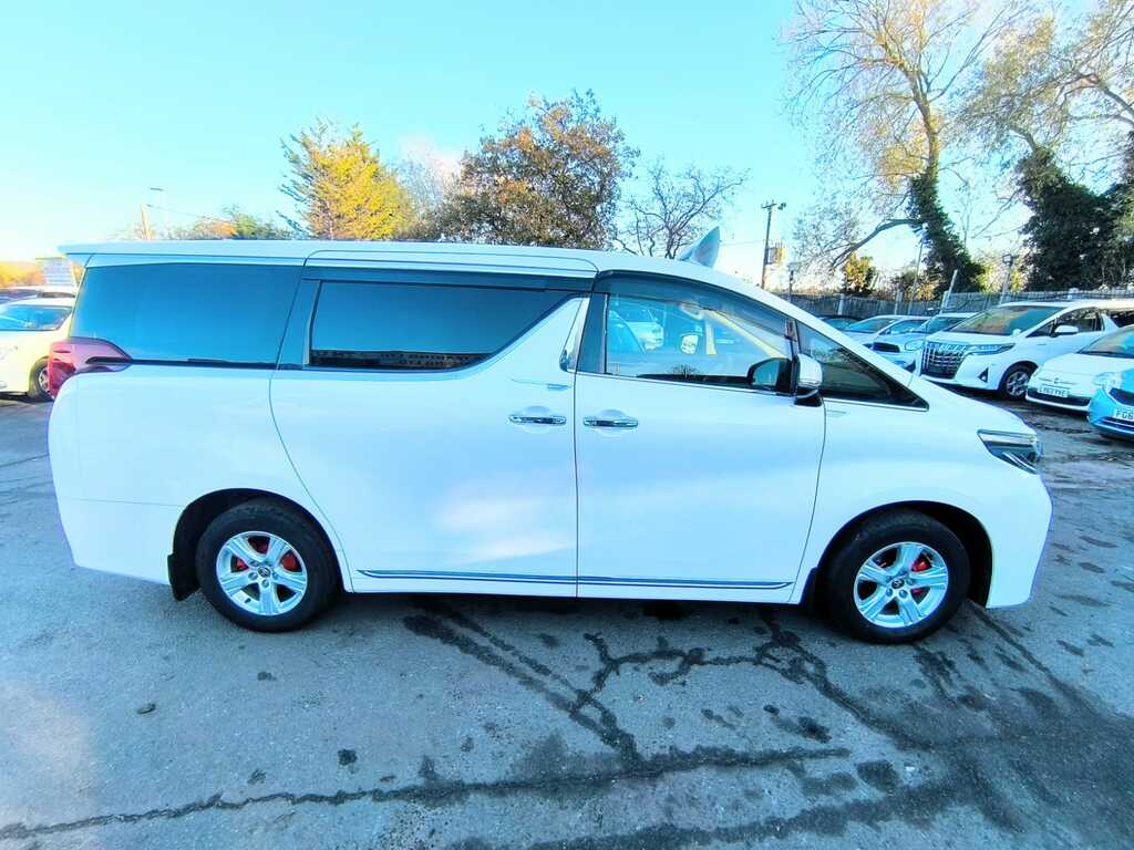 Toyota Alphard 2.5 Hybrid 202222 7 Seats 2 Keys 4Wd Mpv Ule White #5