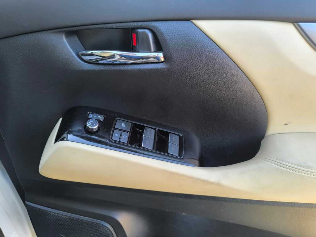 Toyota Alphard Hatchback Black #27