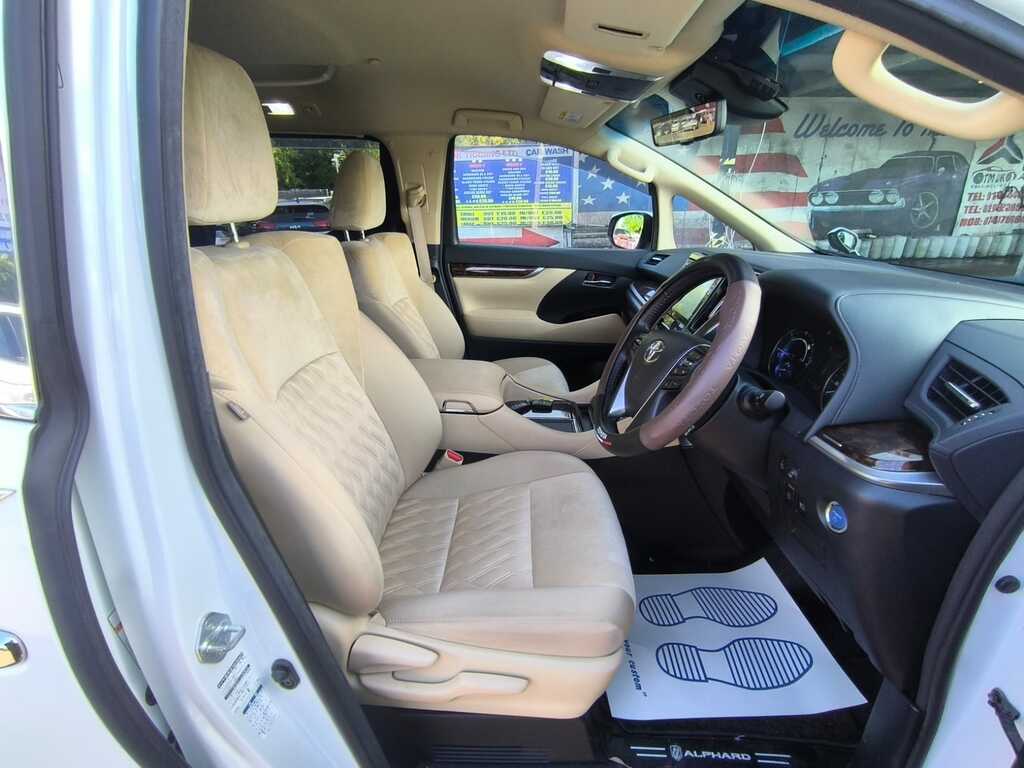 Toyota Alphard Hatchback Black #9