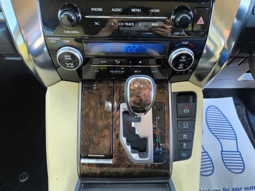 Toyota Alphard Hatchback Black #18
