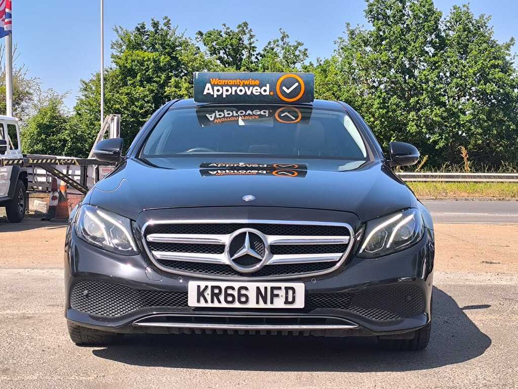 Mercedes-Benz E Class 2.0 201766 E220d Se Premium S KR66NFD Black #4