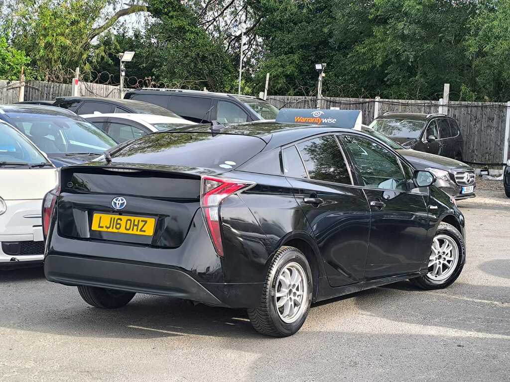 Toyota Prius 1.8 Hybrid 201616 Active 5 Seats Ulez Free Black #3
