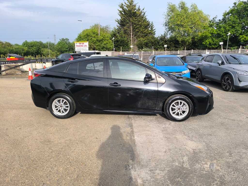 Toyota Prius 1.8 Hybrid 201616 Active 5 Seats Ulez Free Black #5