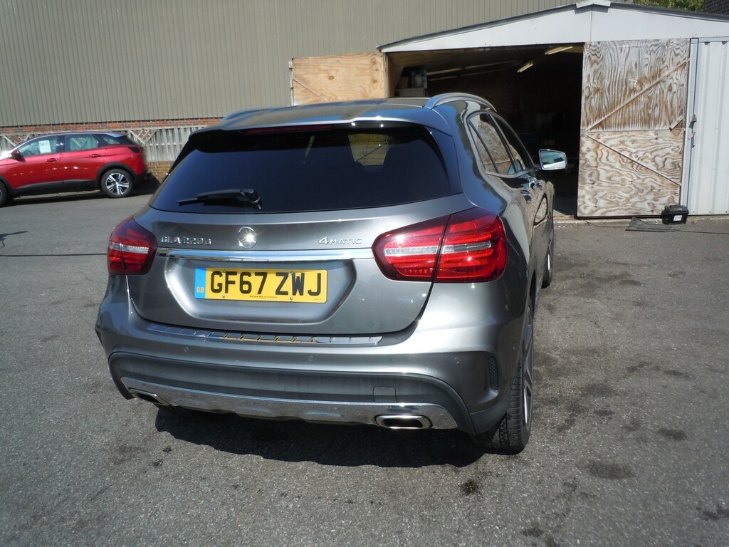 Mercedes-Benz GLA Class Suv 2.1 Gla220d Amg Line 2017 GF67ZWJ Grey #3