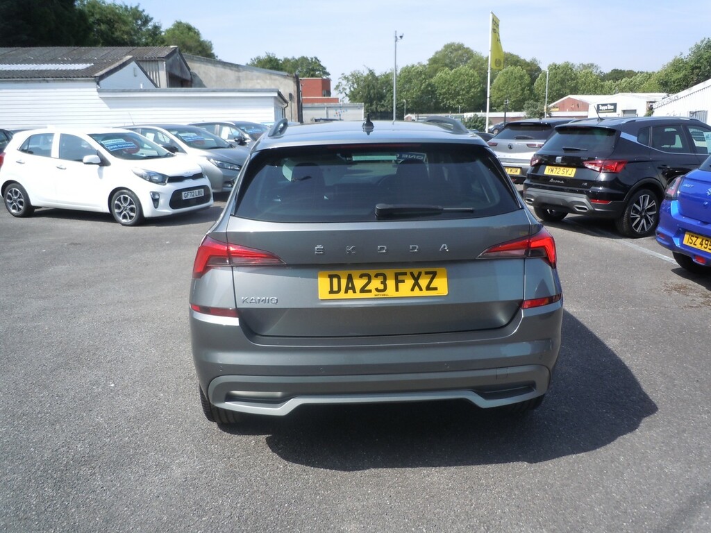 Skoda Kamiq Suv 1.0 Tsi Se Drive 2023 DA23FXZ Grey #6