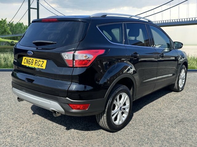 Ford Kuga 1.5 Tdci Titanium Suv Euro 6 S CN68RGZ Black #3