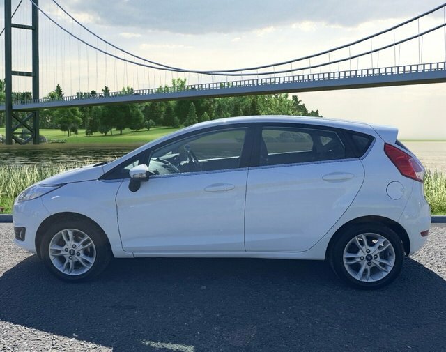 Ford Fiesta 1.25 Zetec Hatchback Euro 6 82 NA17UTO White #6