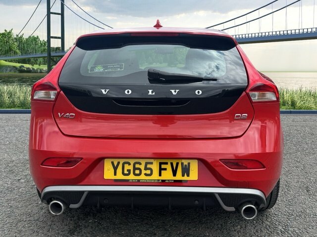 Volvo V40 2.0 D2 R-design Hatchback Euro 6 YG65FVW Red #4