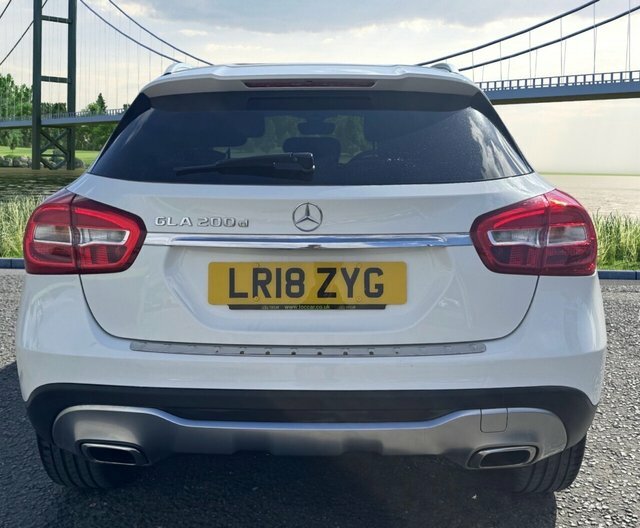 Mercedes-Benz GLA Class 2.1 Gla200d Sport Suv Euro 6 S White #4