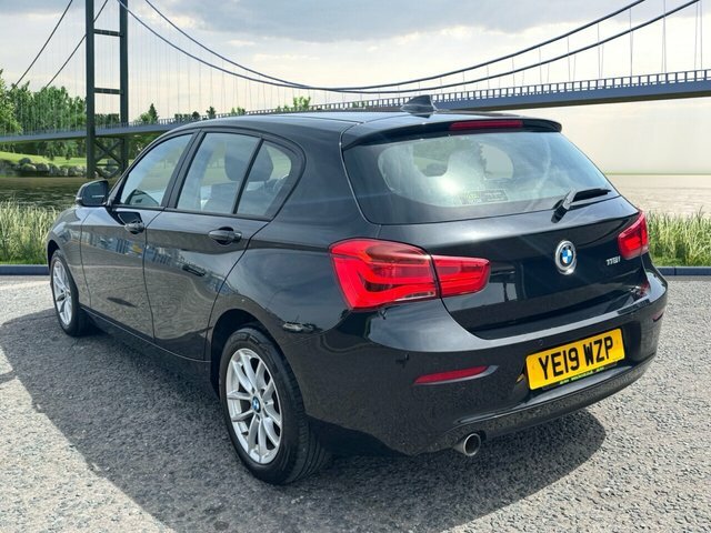 BMW 1 Series 1.5 118I Gpf Se Hatchback Euro 6 YE19WZP Black #5