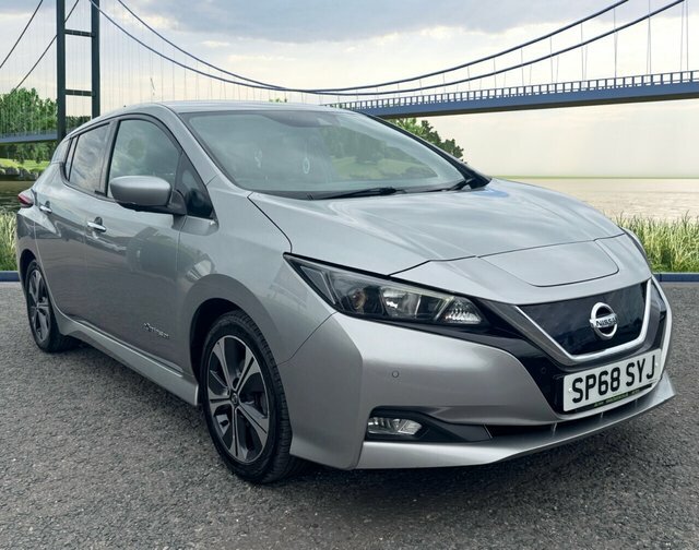 Nissan Leaf 40Kwh N-connecta Hatchback 150 Silver