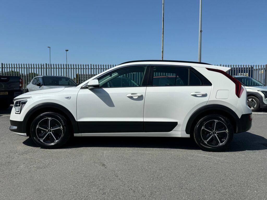 Kia Niro 1.6 Gdi Hev 2 SXZ5284 White #4
