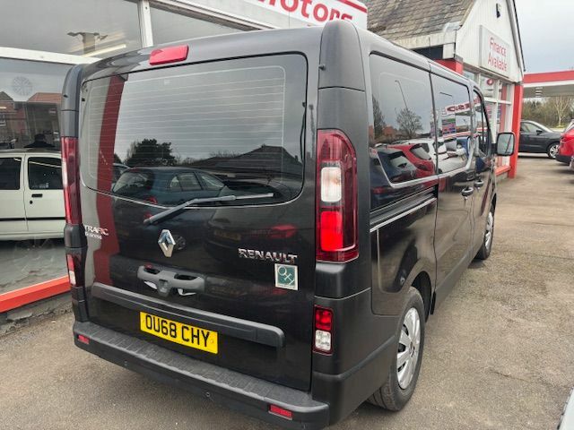 Renault Trafic Sl27 Energy Dci 95 Business 6 Seater OU68CHY Black #2