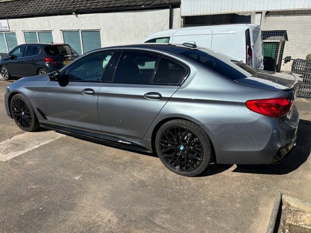 BMW 5 Series 520D M Sport AP19OJH Blue #2