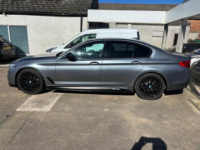 BMW 5 Series 520D M Sport AP19OJH Blue #3