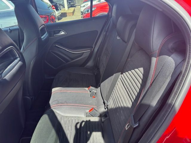 Mercedes-Benz GLA Class Gla 220D 4Matic Amg Line Executive GM17WOU Red #6