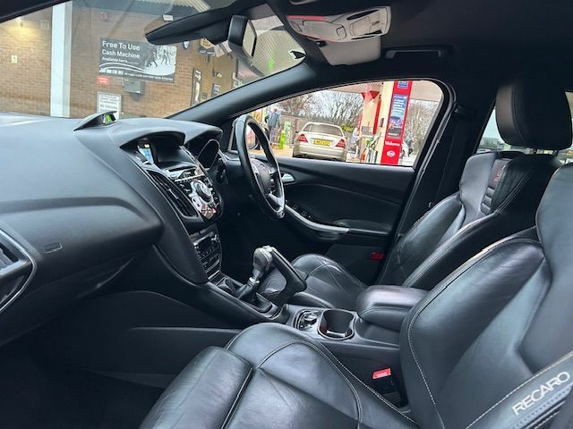 Ford Focus 2.0T St-3 MA13DLN Black #5