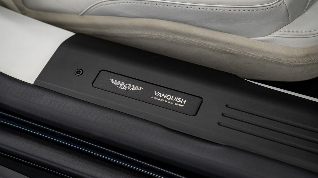Aston Martin Vanquish Mpv Blue #17