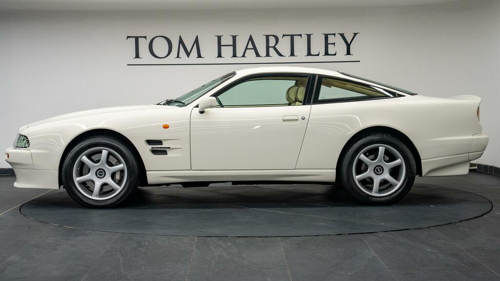 Aston Martin V8 Coupe White #5