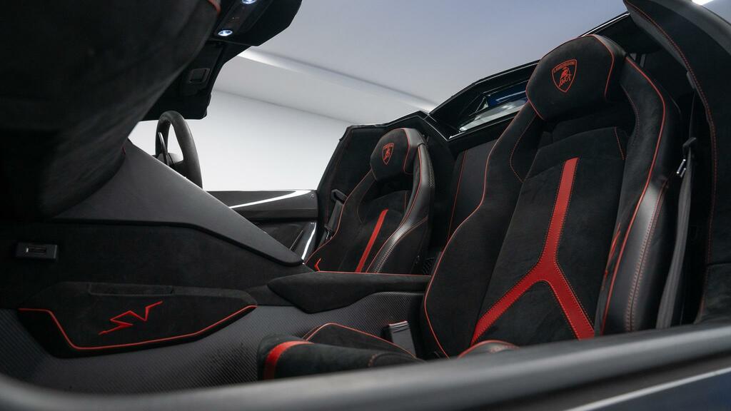 Lamborghini Aventador 6.5 V12 Lp 700-4 Roadster Isr 4Wd Euro Red #22