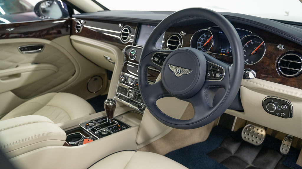 Bentley Mulsanne Saloon Green #12