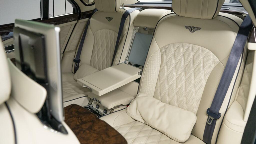 Bentley Mulsanne Saloon Green #25