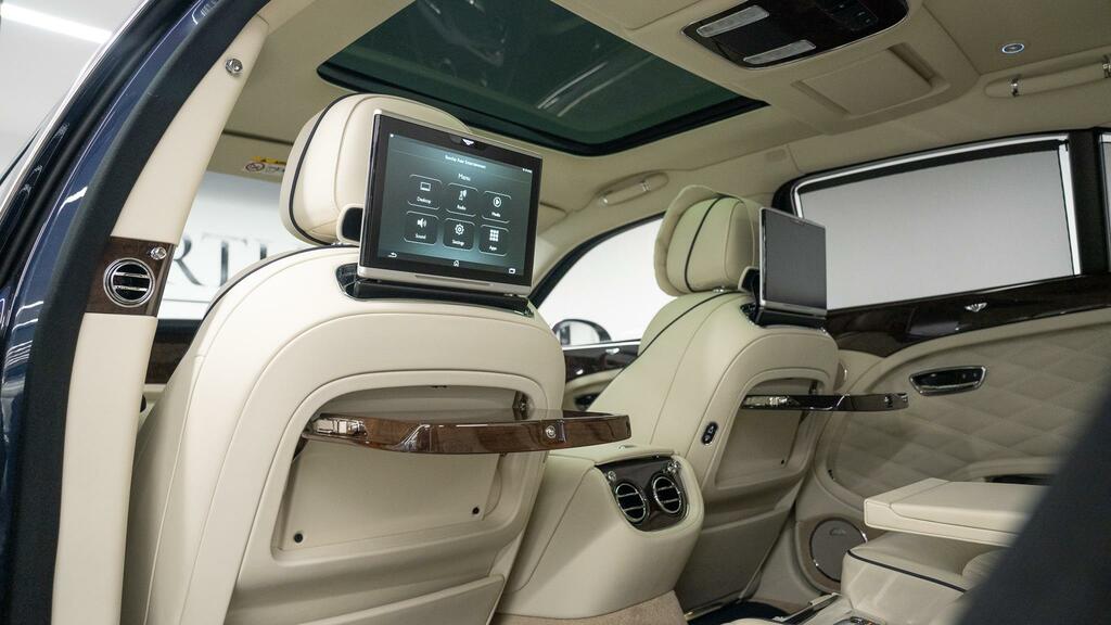 Bentley Mulsanne Saloon Green #22