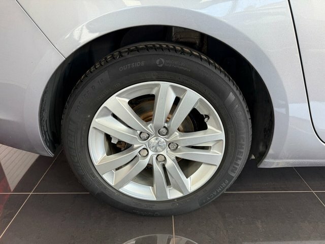 Peugeot 308 SW 308 Active Sw Puretech Ss Grey #3