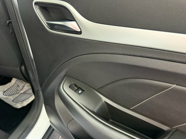 MG ZS Suv SG18VTL White #5